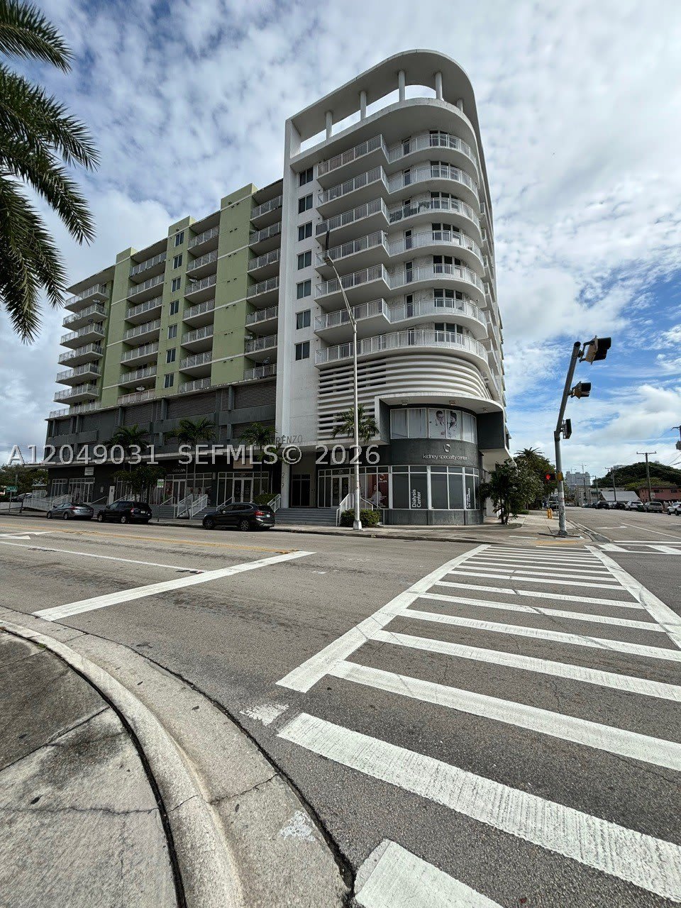 219 NW 12th Ave – photo 1