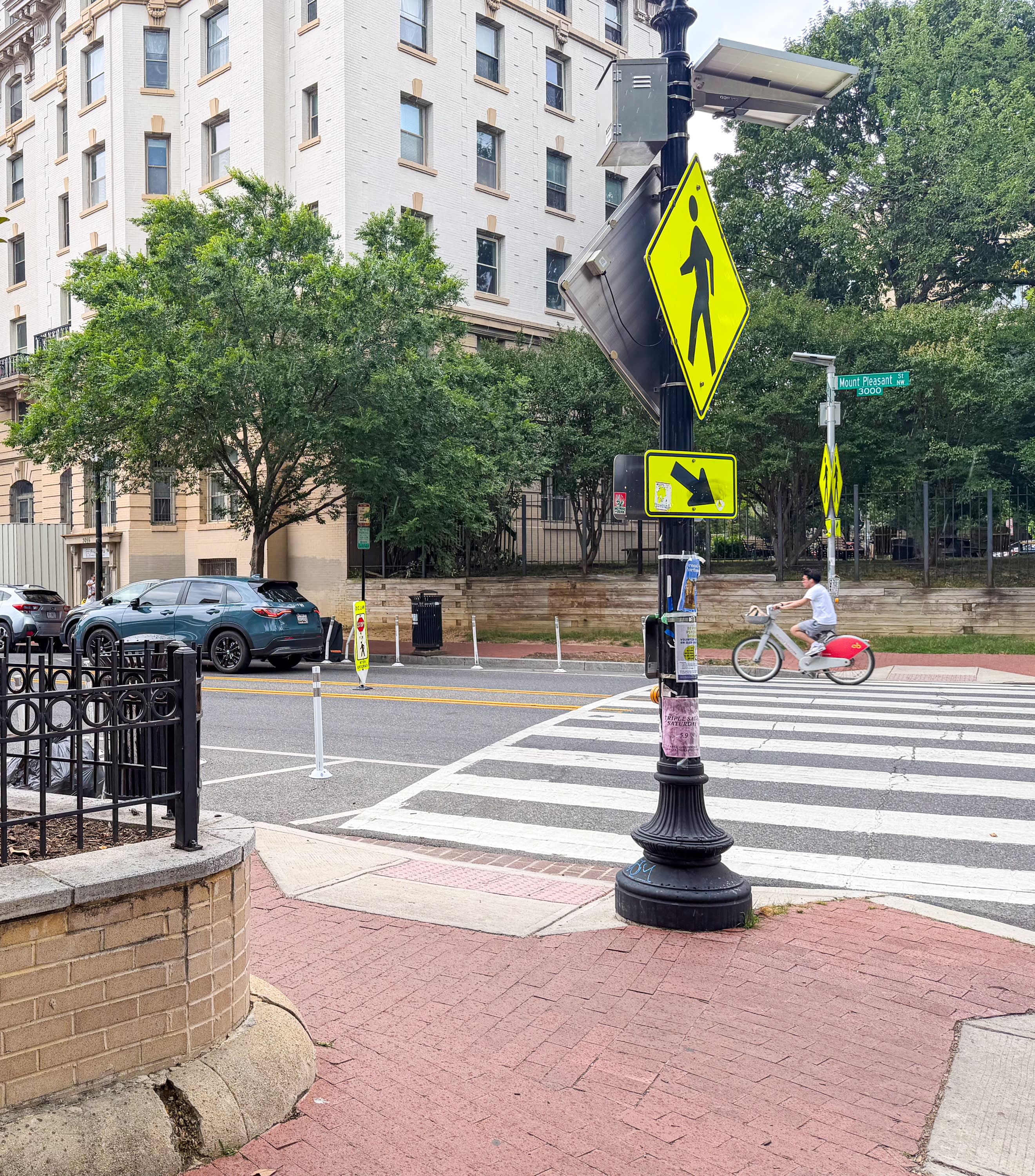 1601 Hobart Street NW #1 – photo 2