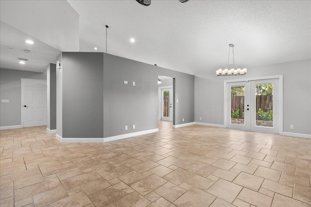 1714 Shoreside Circle – photo 3
