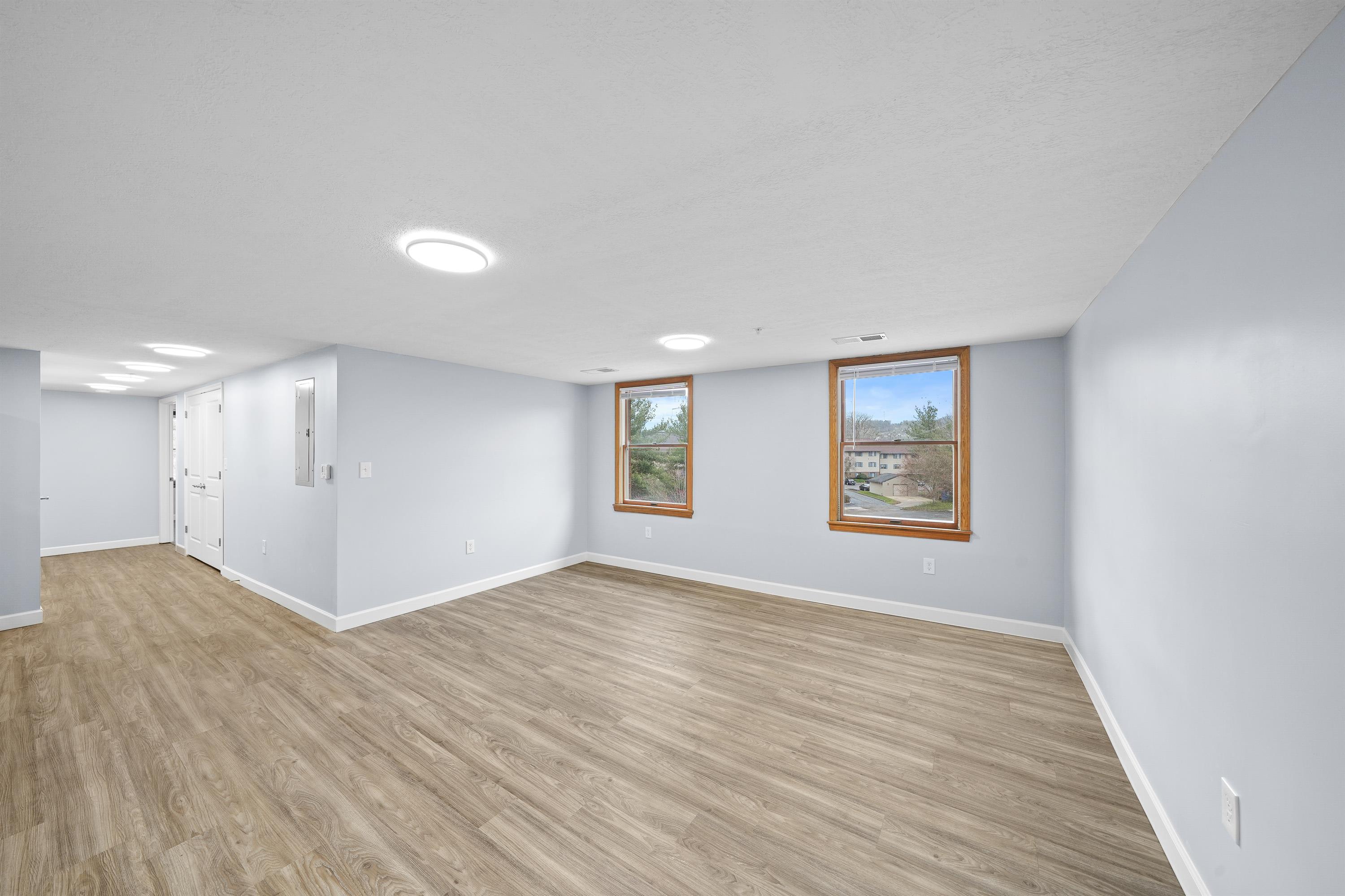 1765 Merriman Road, Apt. 100 – photo 4