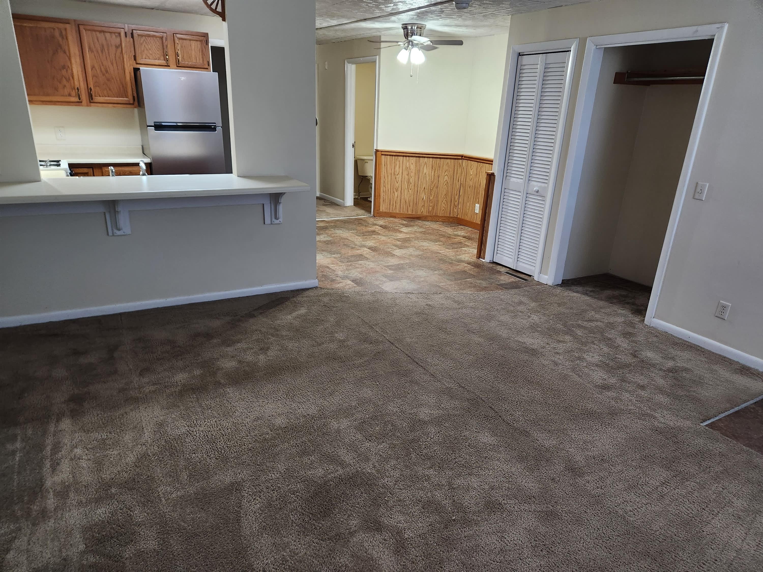 337 E. Main St. – photo 4
