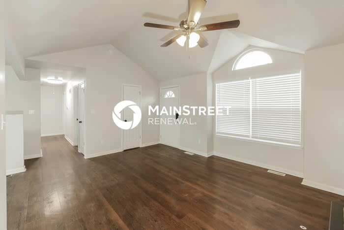 1432 Northwest Foxboro Road – photo 2