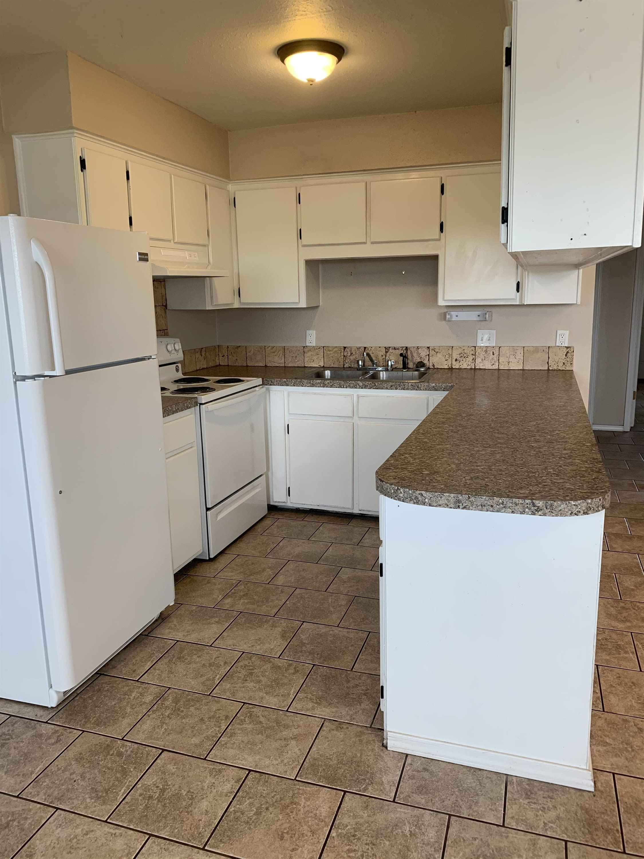 39078 Cedar Street – photo 1