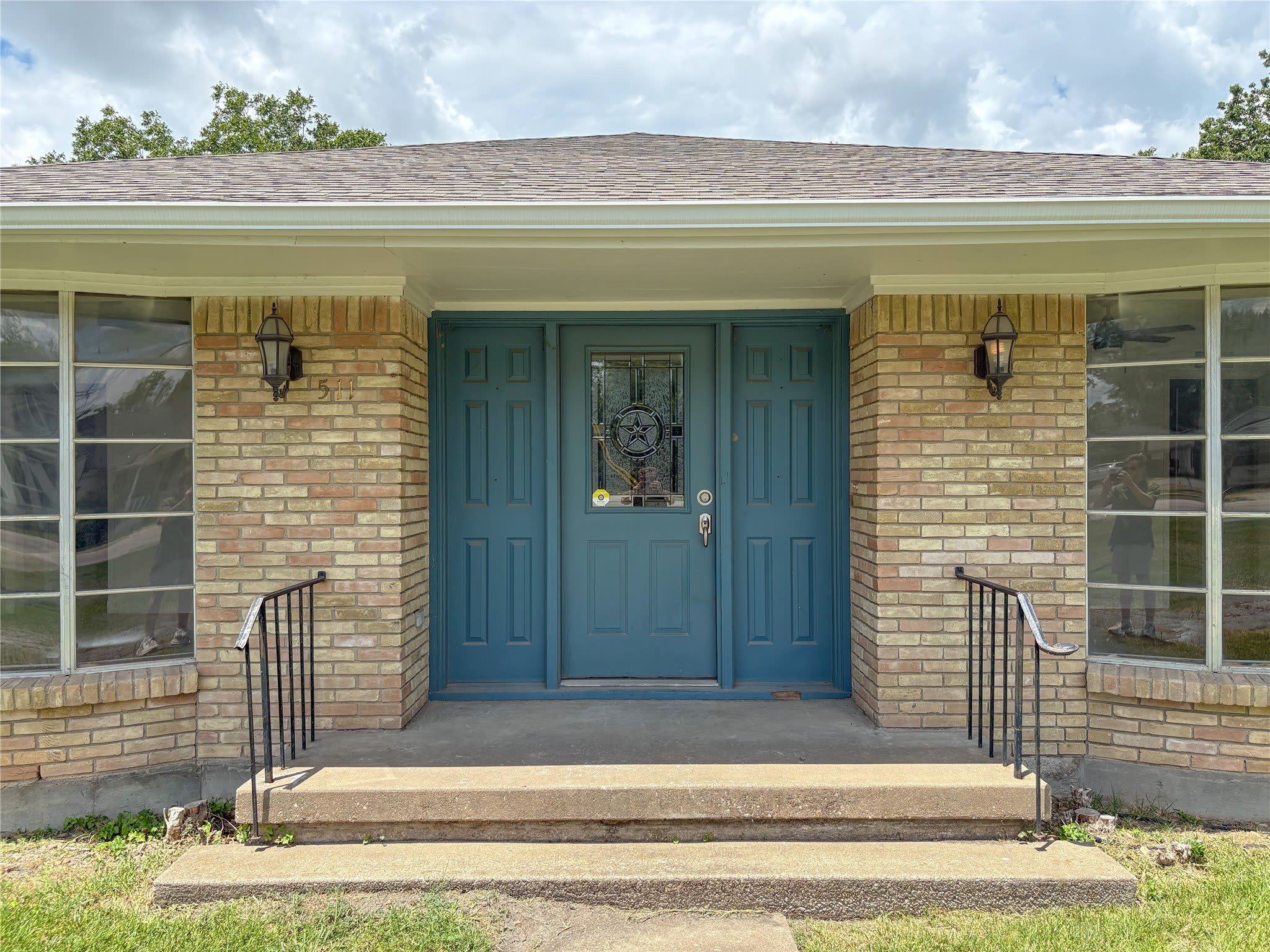 511 W Walnut Street – photo 2