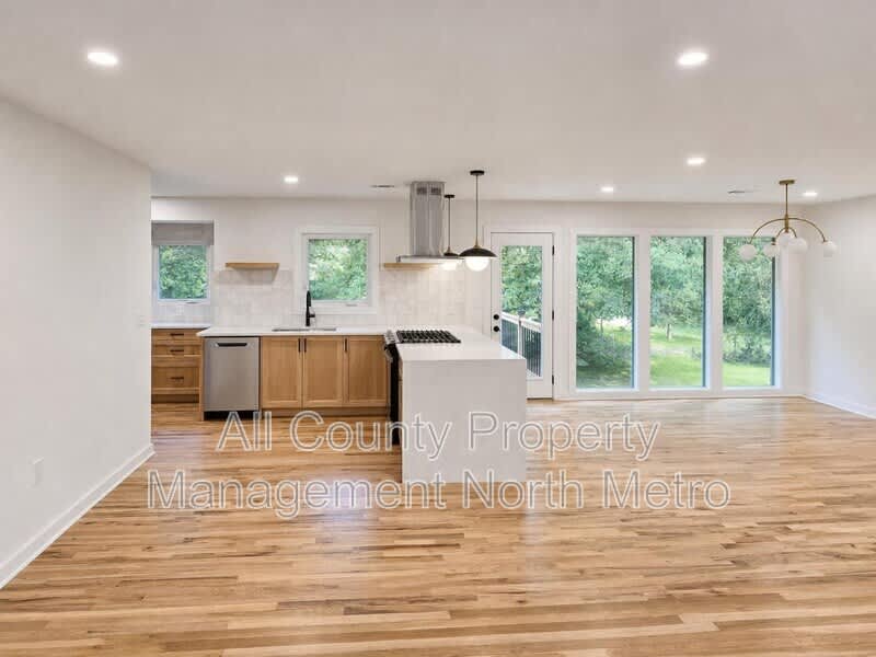 4335 King Springs Road SE – photo 4
