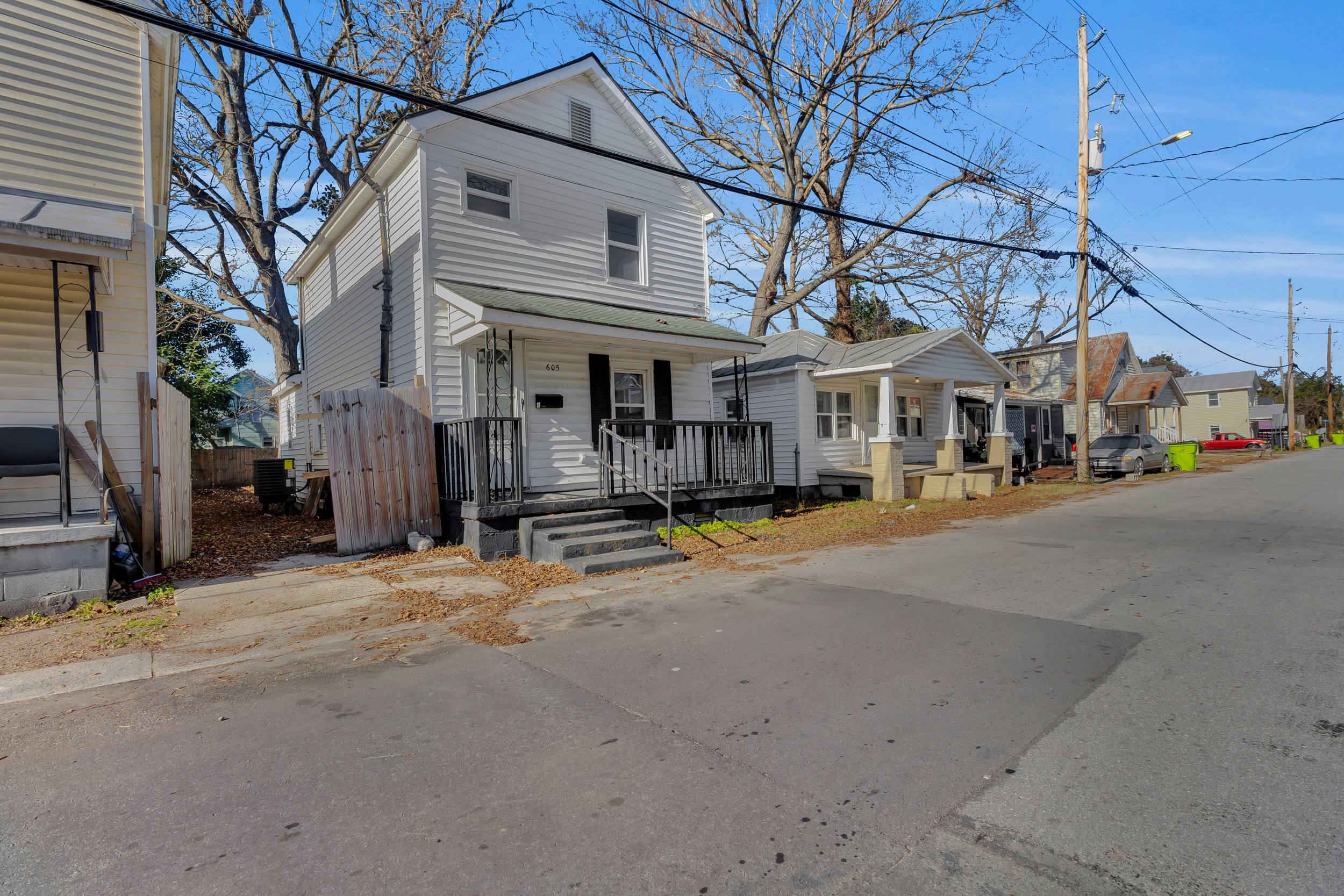 605 1st Avenue – photo 1