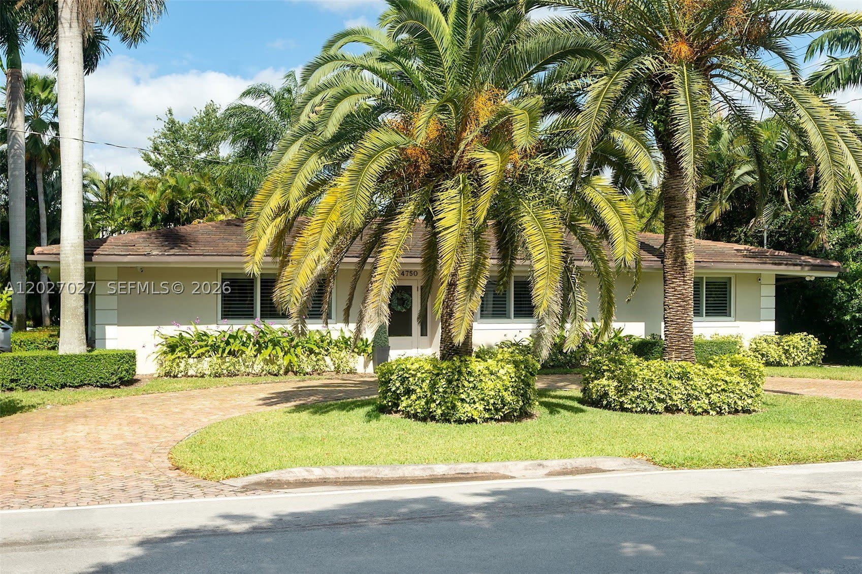 4750 Alhambra Cir – photo 2