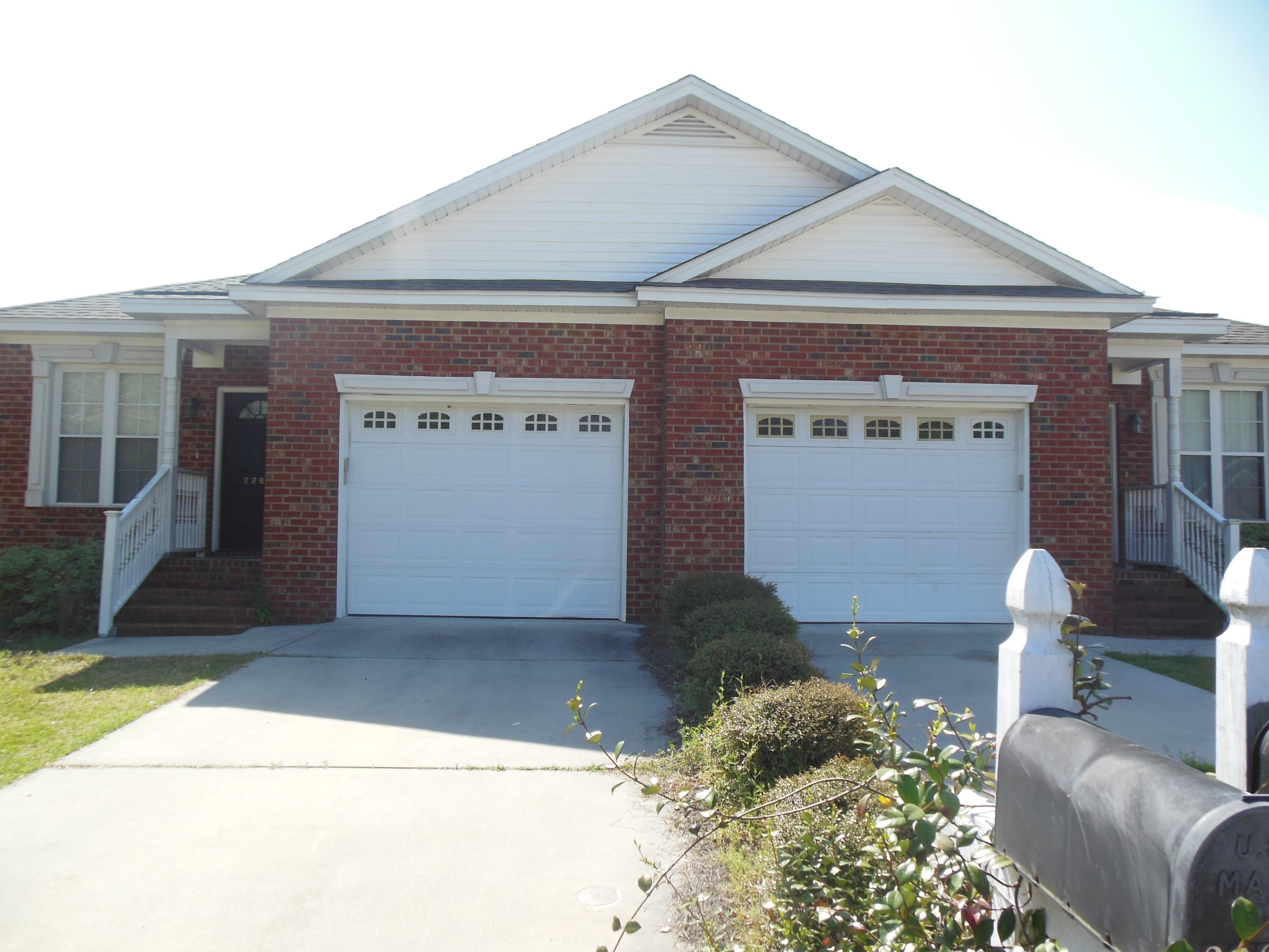 2266 Blass – photo 1