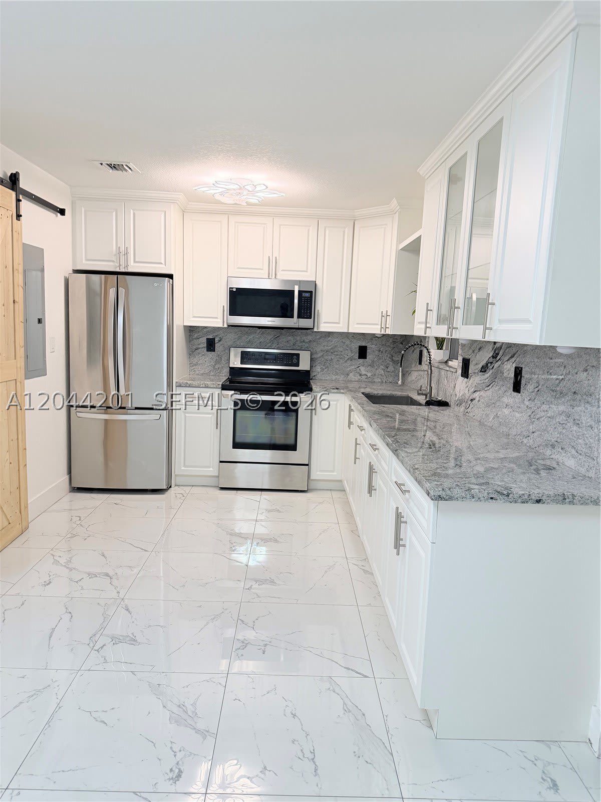 119 SW 6th Ln – photo 4