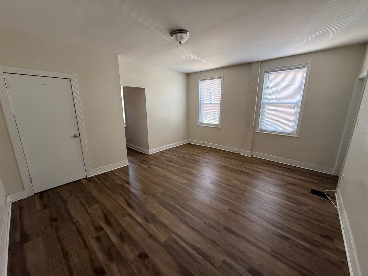 Newly Renovated Apartments Brewerytown – photo 2