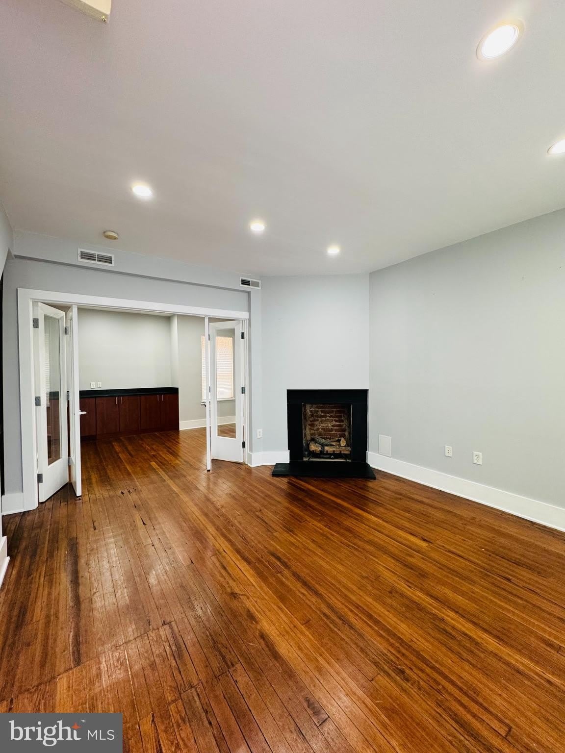 525 2Nd Street Ne – photo 3