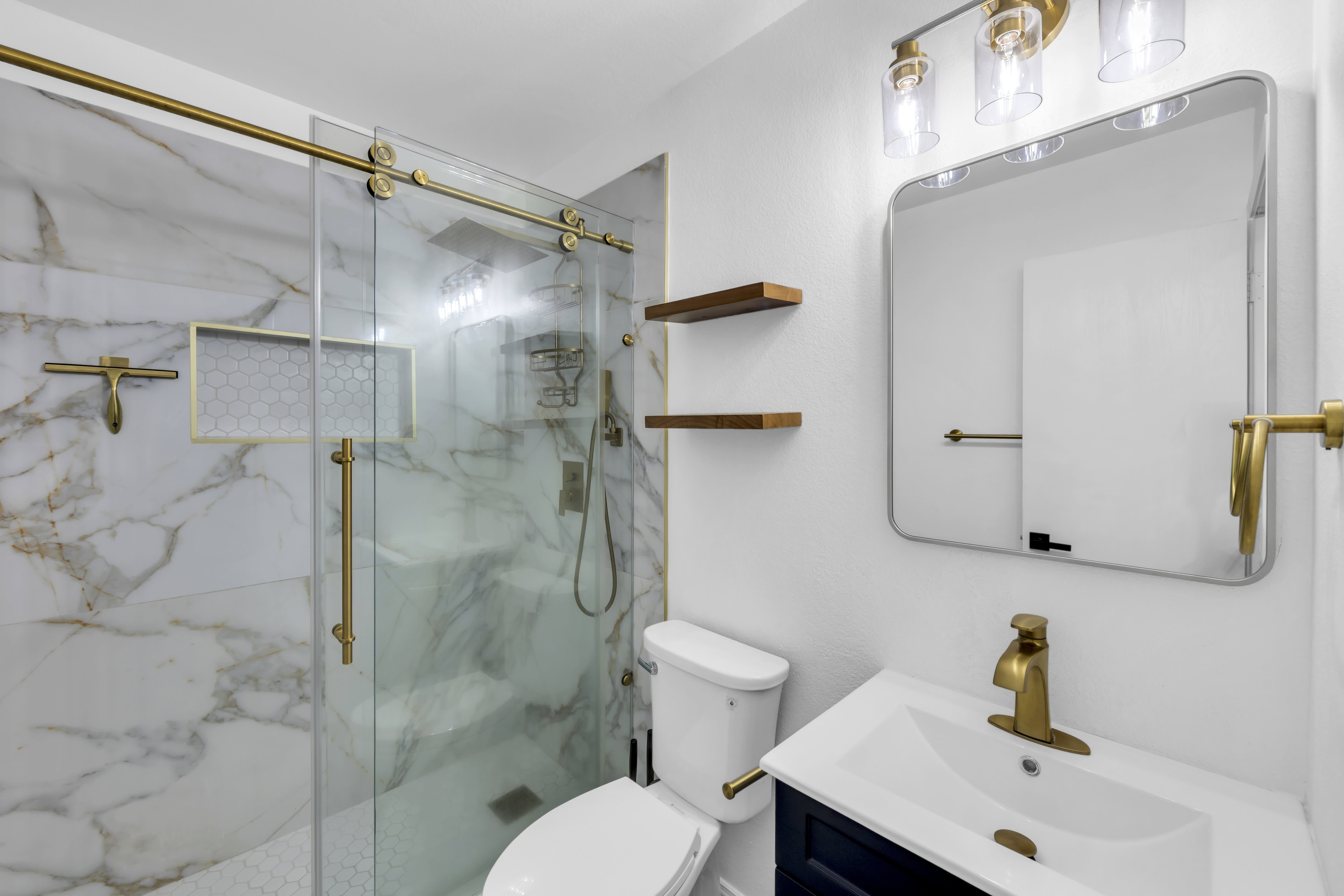 720 Mackenzi Drive – photo 1