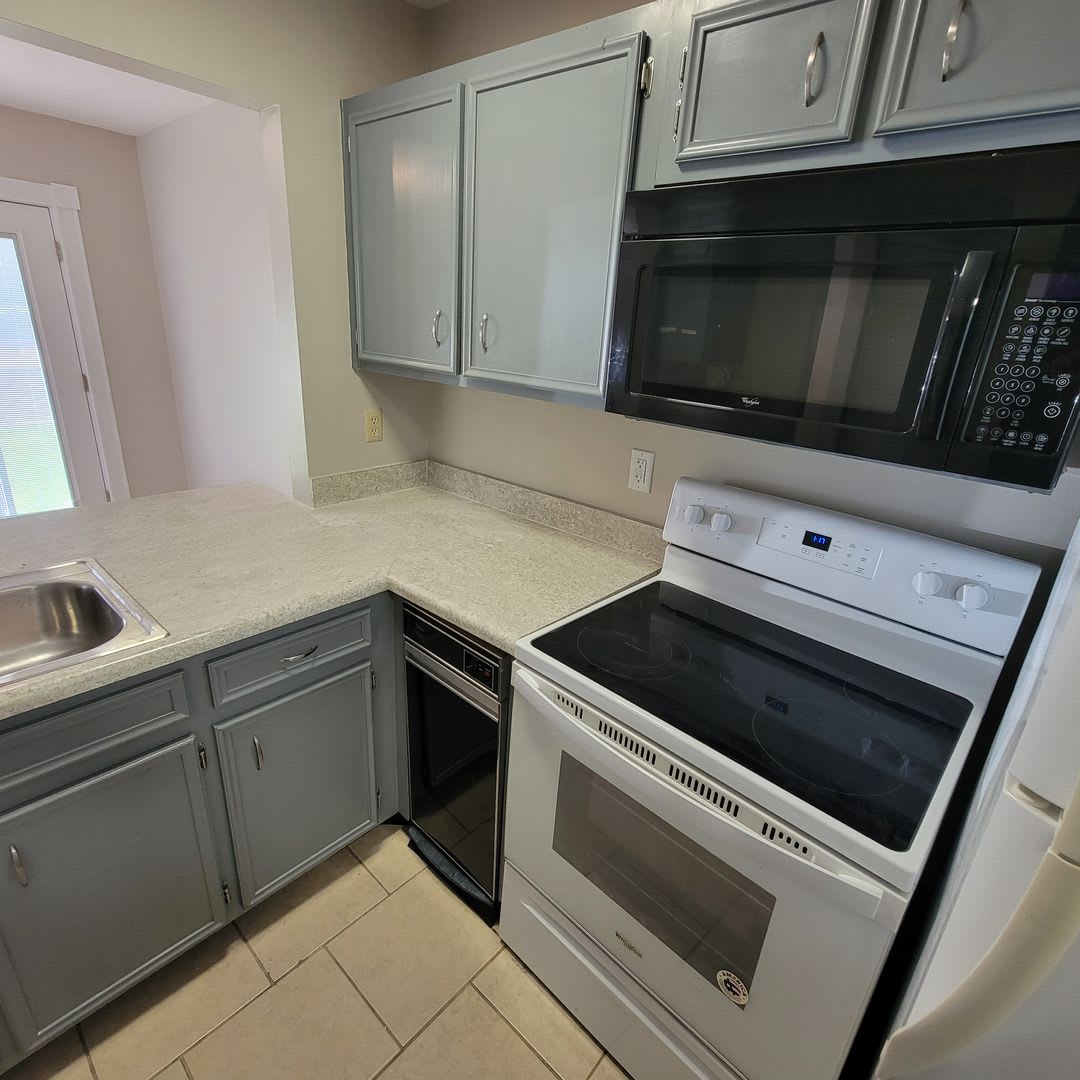 2/1.5 Townhome-Cookeville City- End Unit – photo 5
