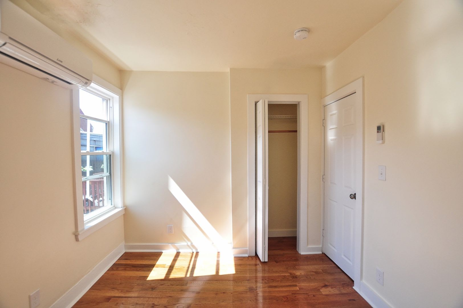 Updated 1 bed in Southie – photo 2