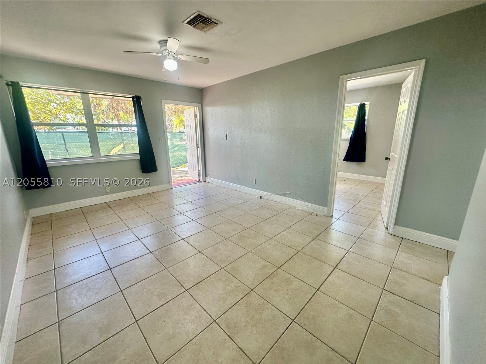 2110 Washington Ave – photo 1