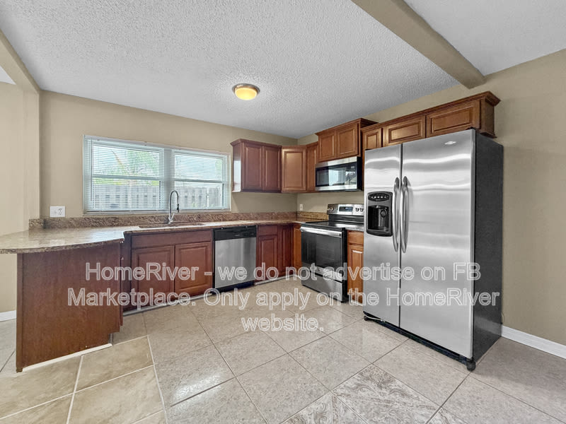 404 Hunter Cir – photo 3