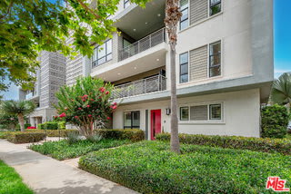 12775 Bluff Creek Drive – photo 2
