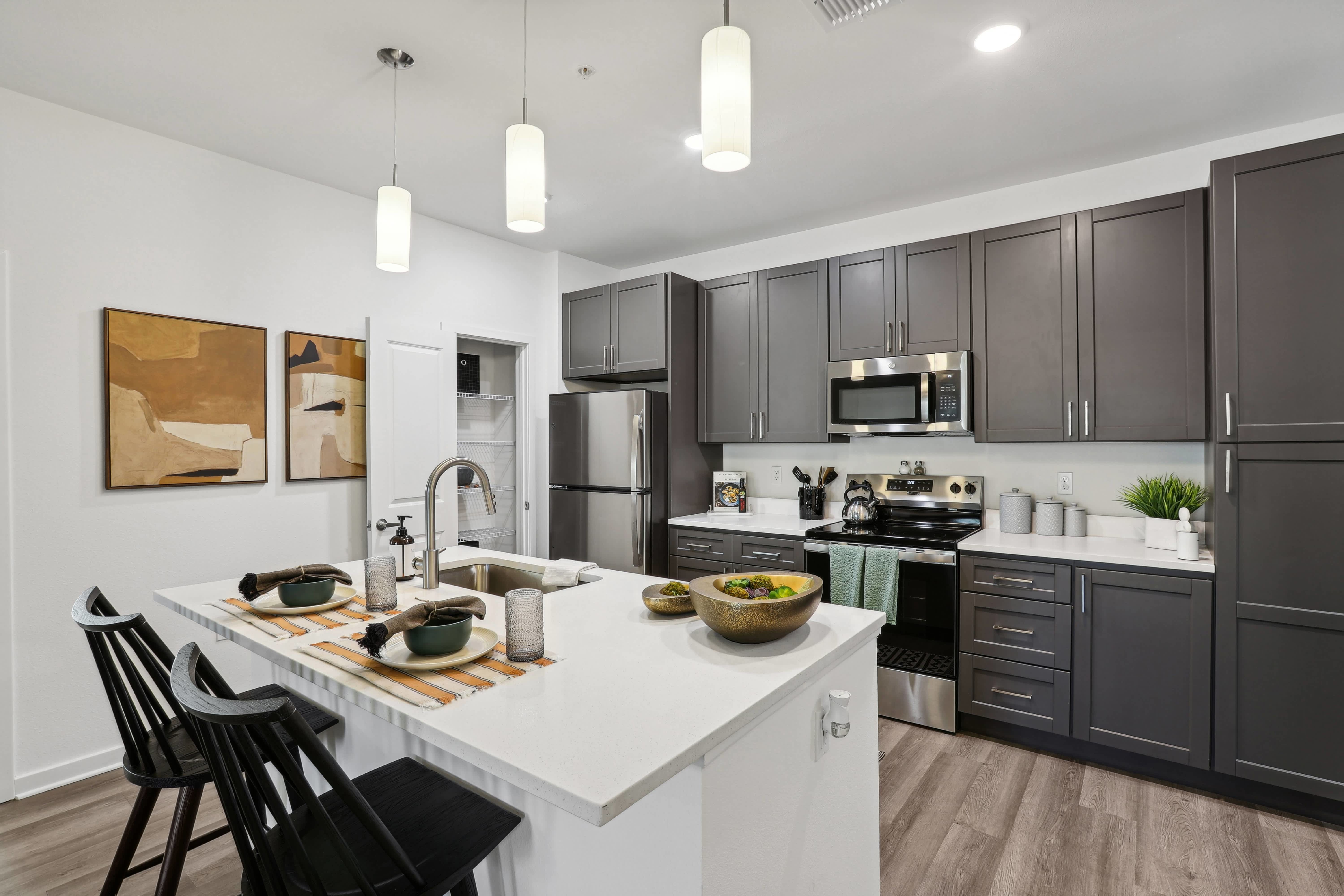Revello Apartments – photo 5