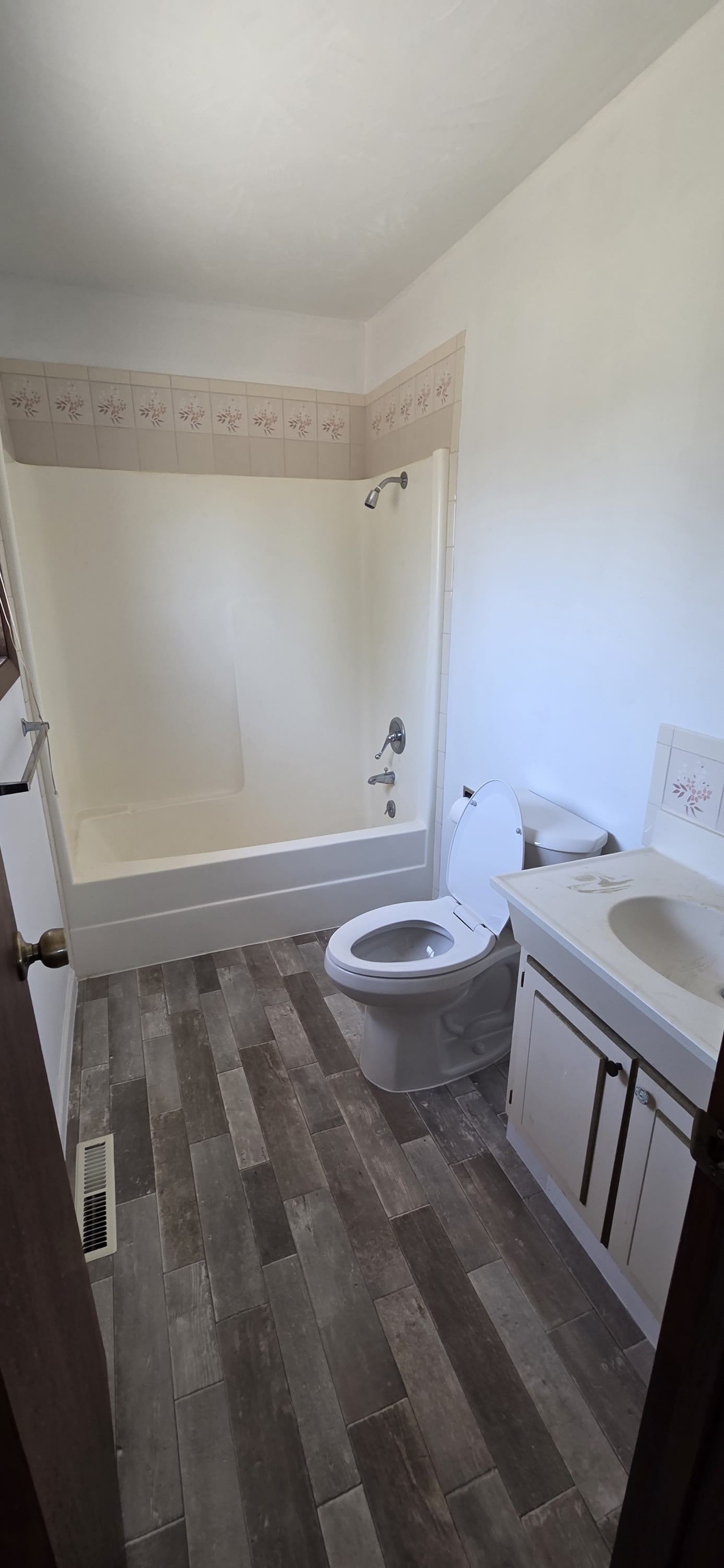 221 Cactus Drive – photo 3