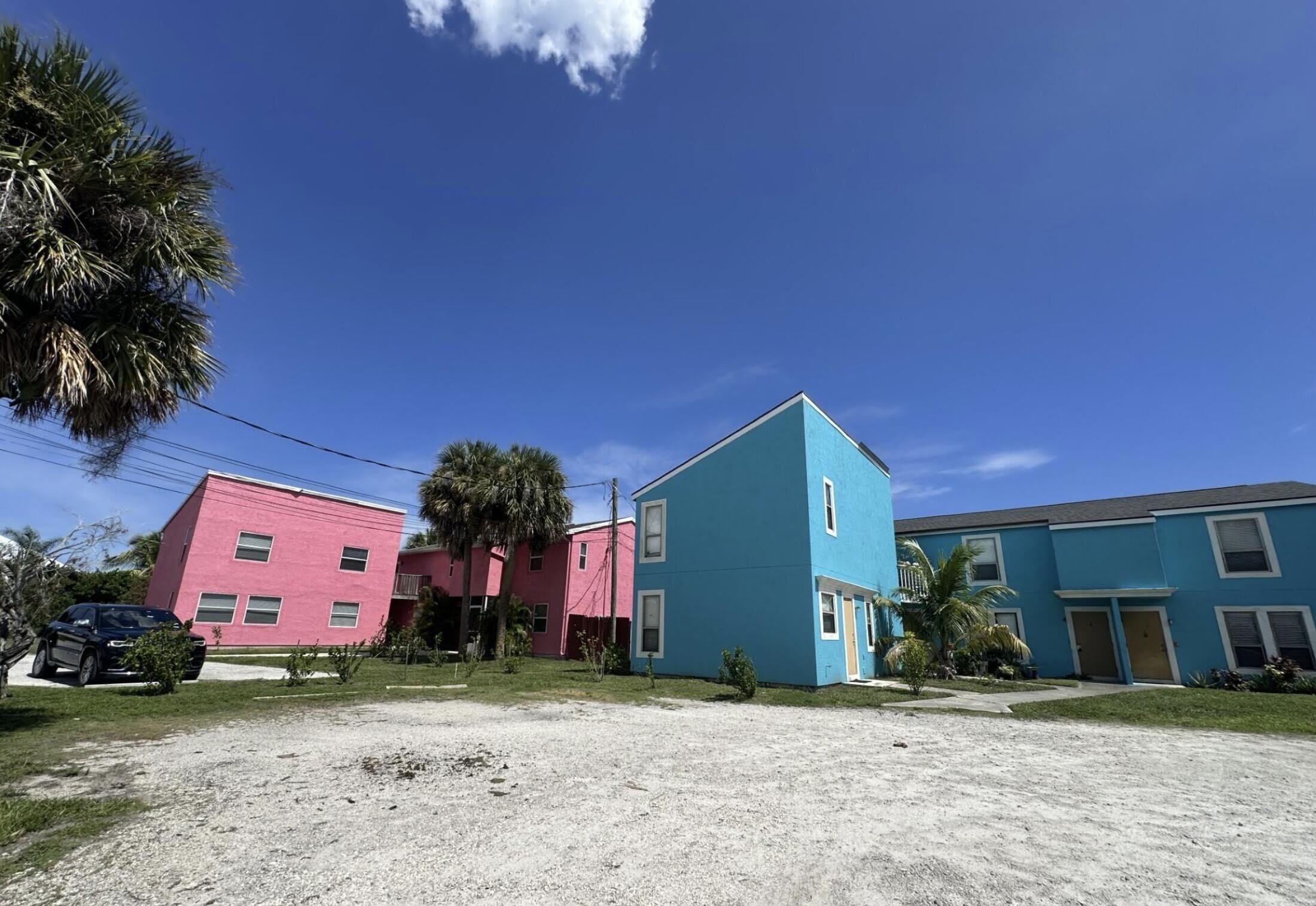 646 ELDORADO Street – photo 1