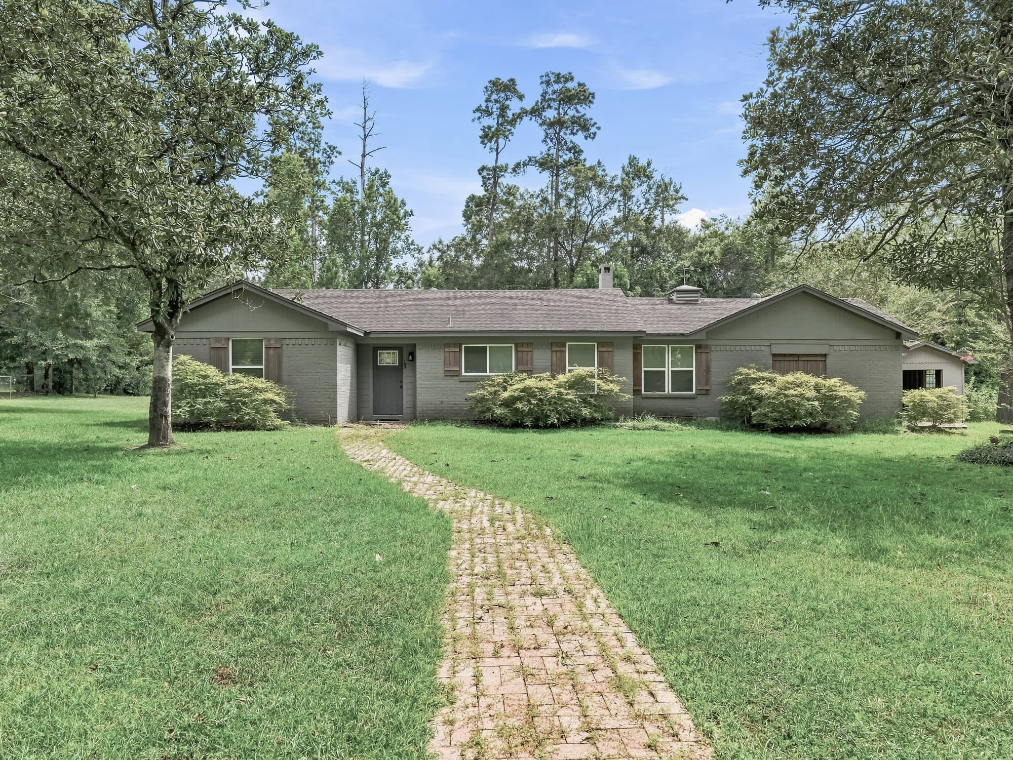 165 Morris Drive – photo 1