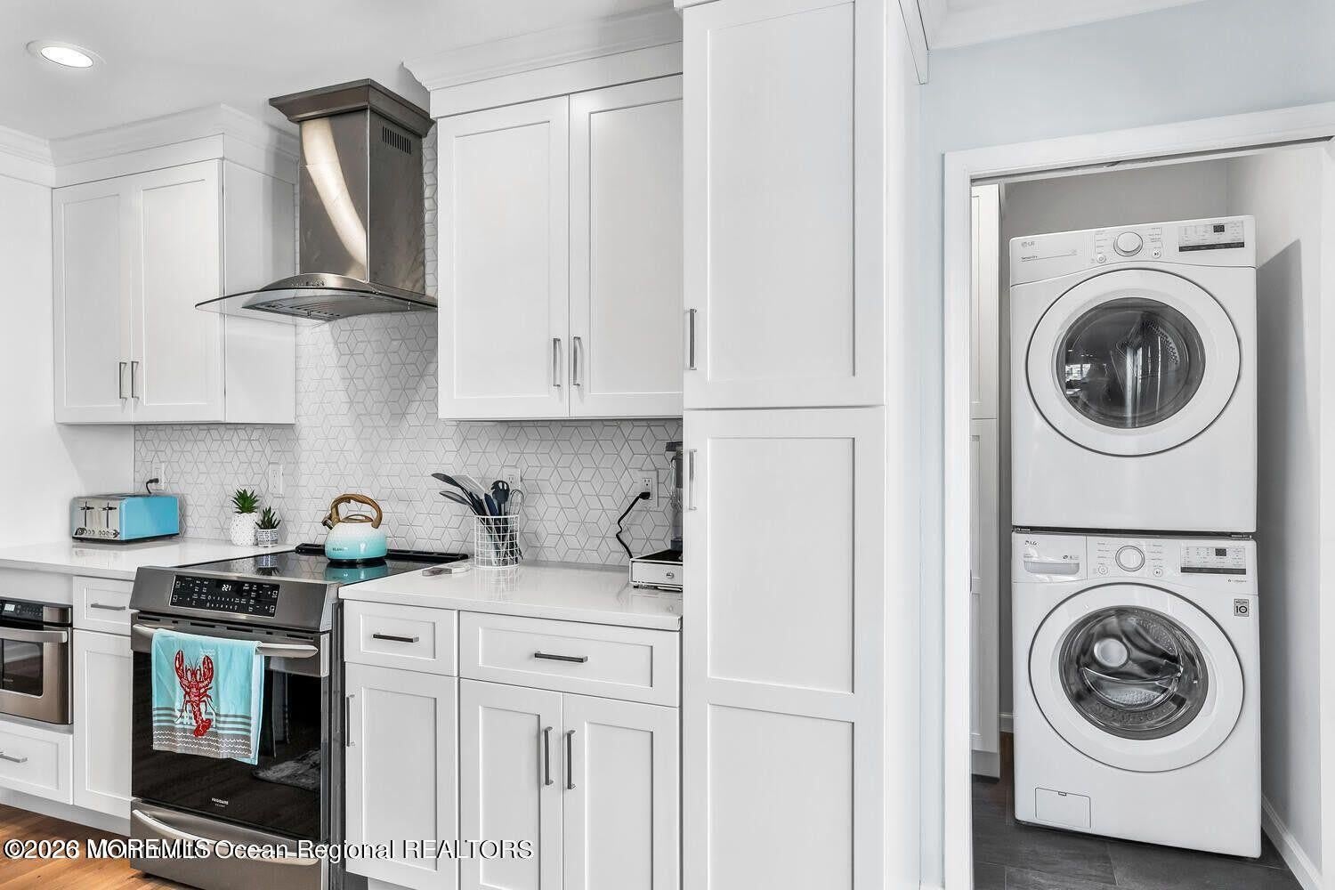 1813 Bradley Terrace – photo 3