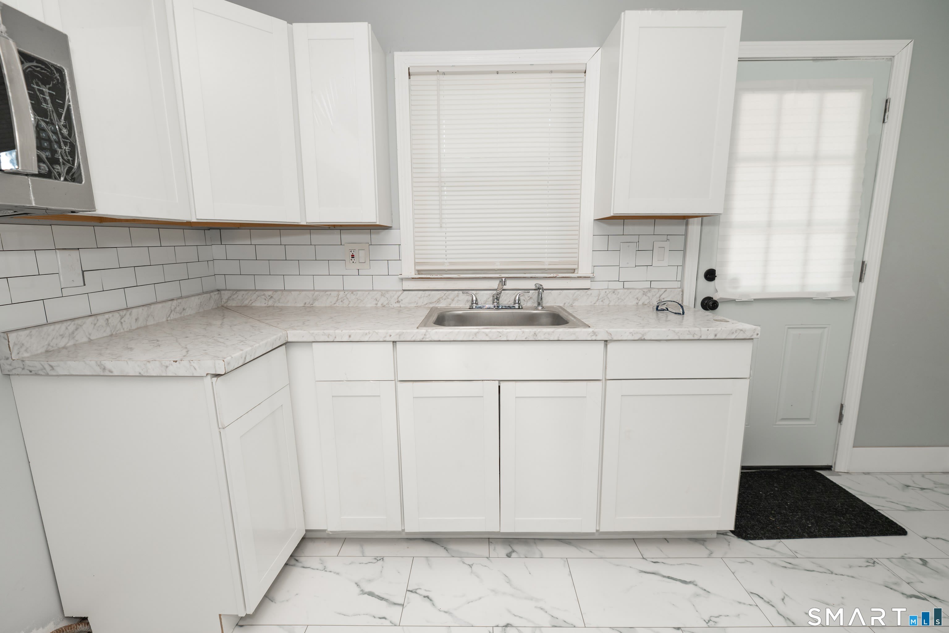 26 Tyler Street – photo 3