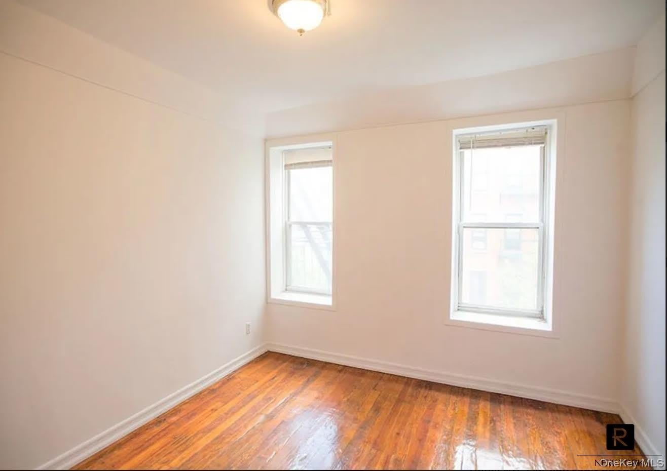 232 E 26th Street – photo 3