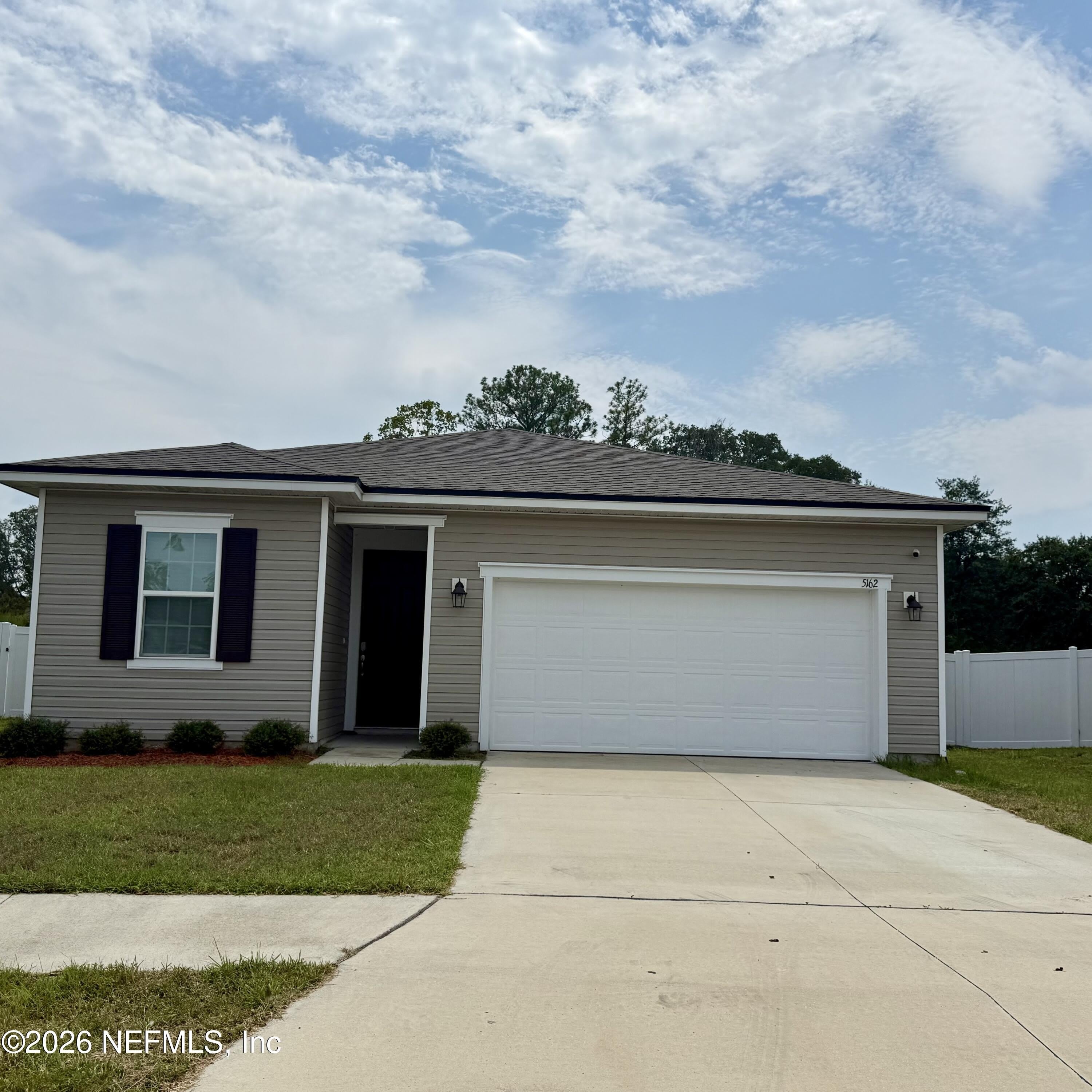 5162 SAWMILL POINT Way – photo 1