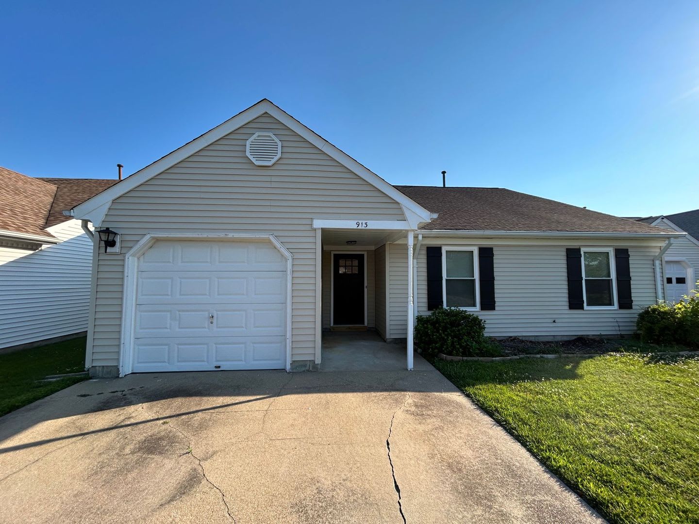 3 Bedroom Home In Virginia Beach S Ocean Lakes Community – photo 1