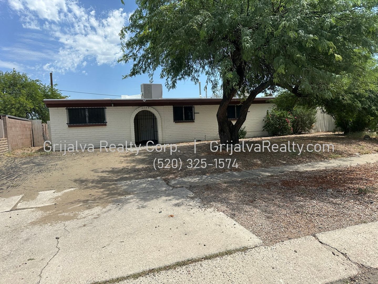 East Side 5 Bedroom, 2 Bath House for Rent *MOVE-IN SPECIAL* (Stella/Kolb) – photo 1