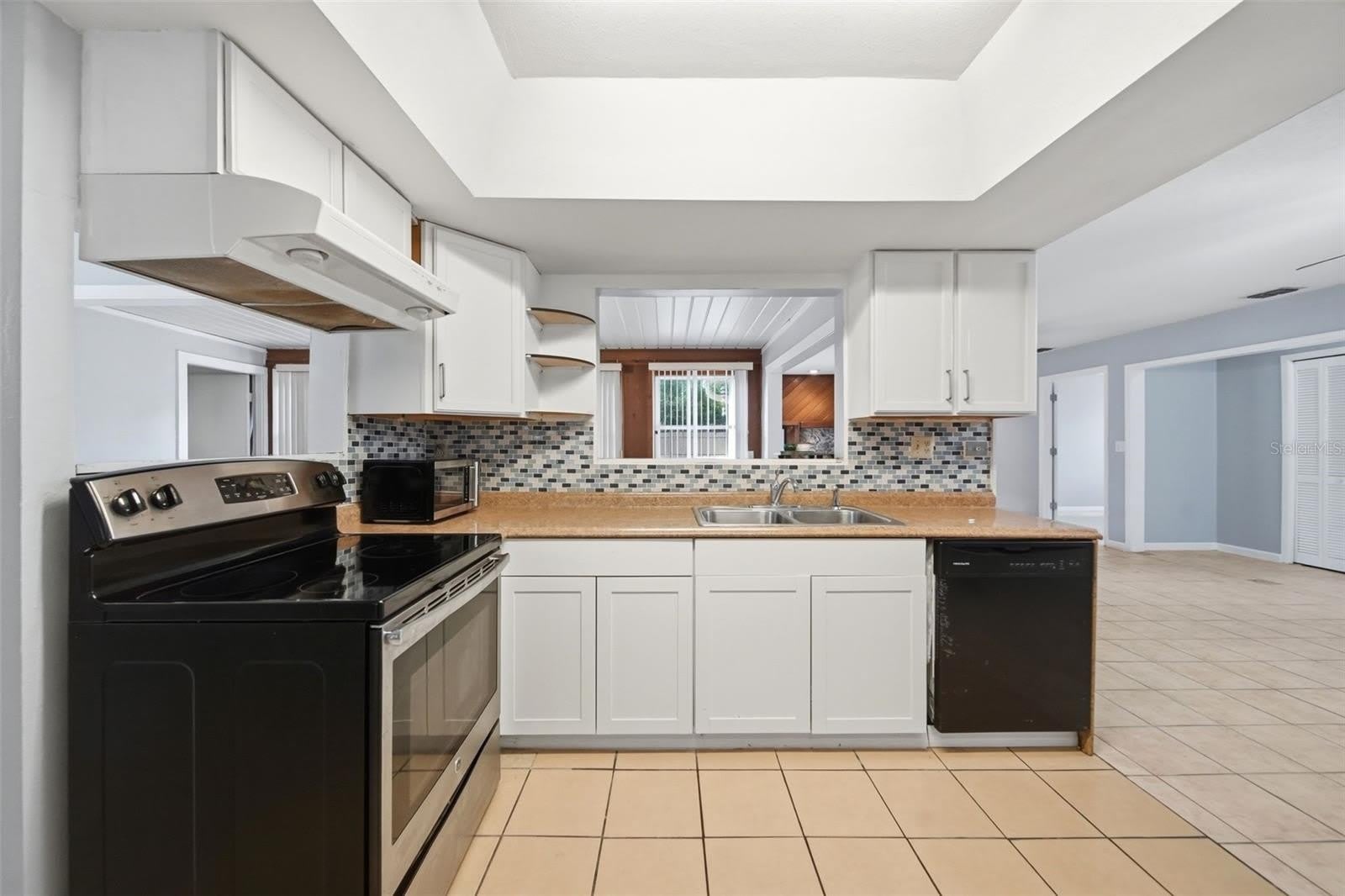 8334 Crosswicks Drive – photo 5