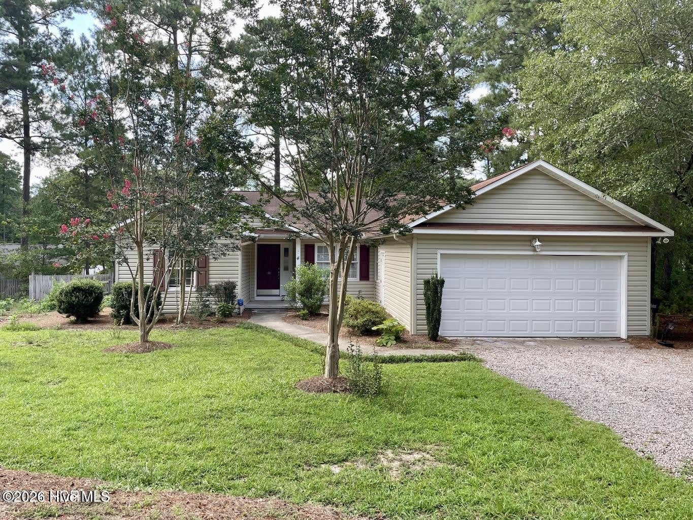 4 Sandhills Place – photo 2