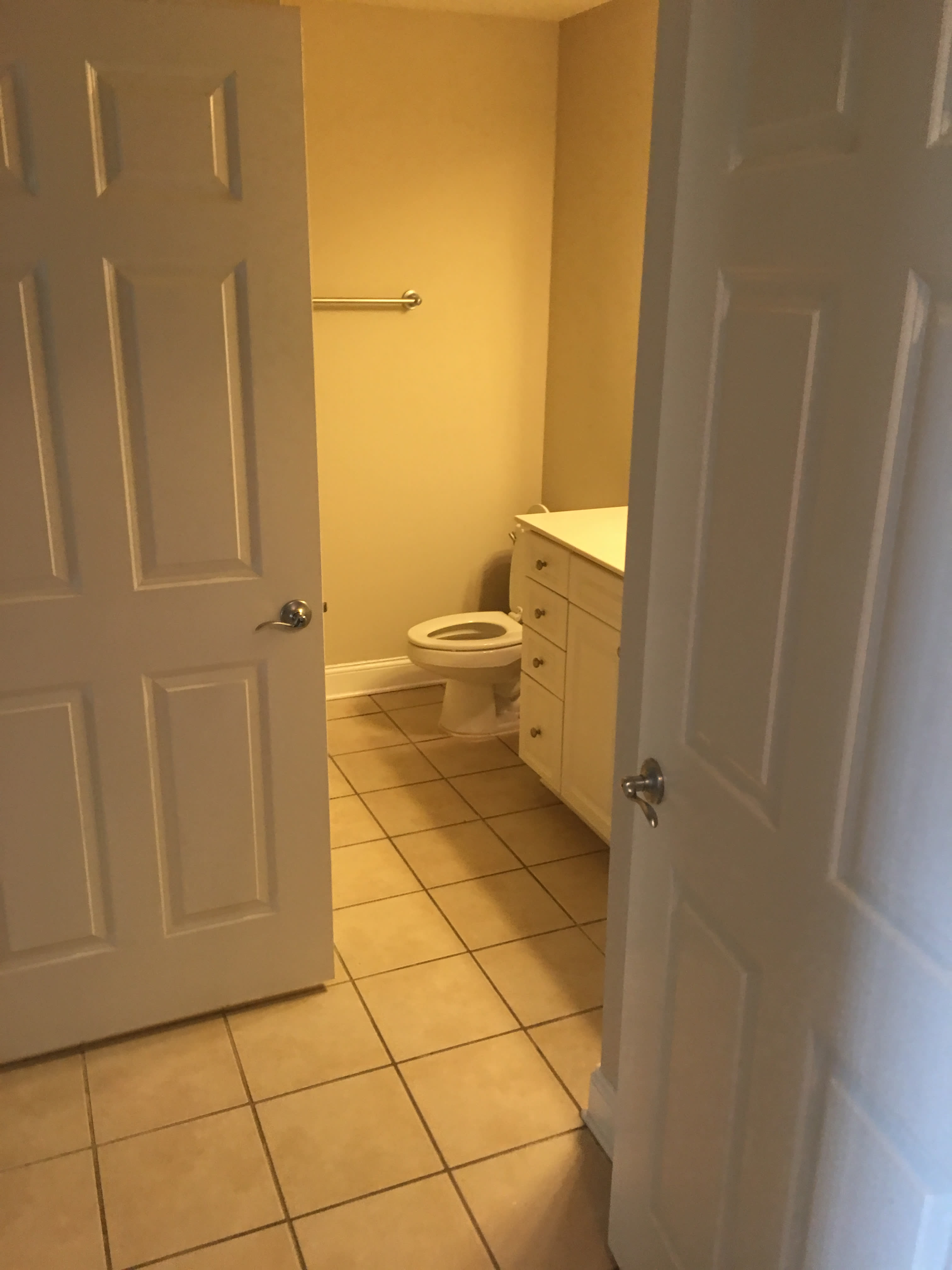 300 W 5th St – photo 4