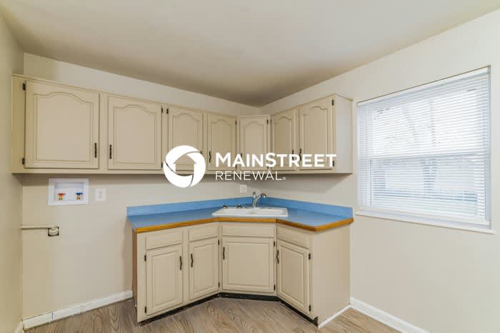 7512 Greenwood Road – photo 4