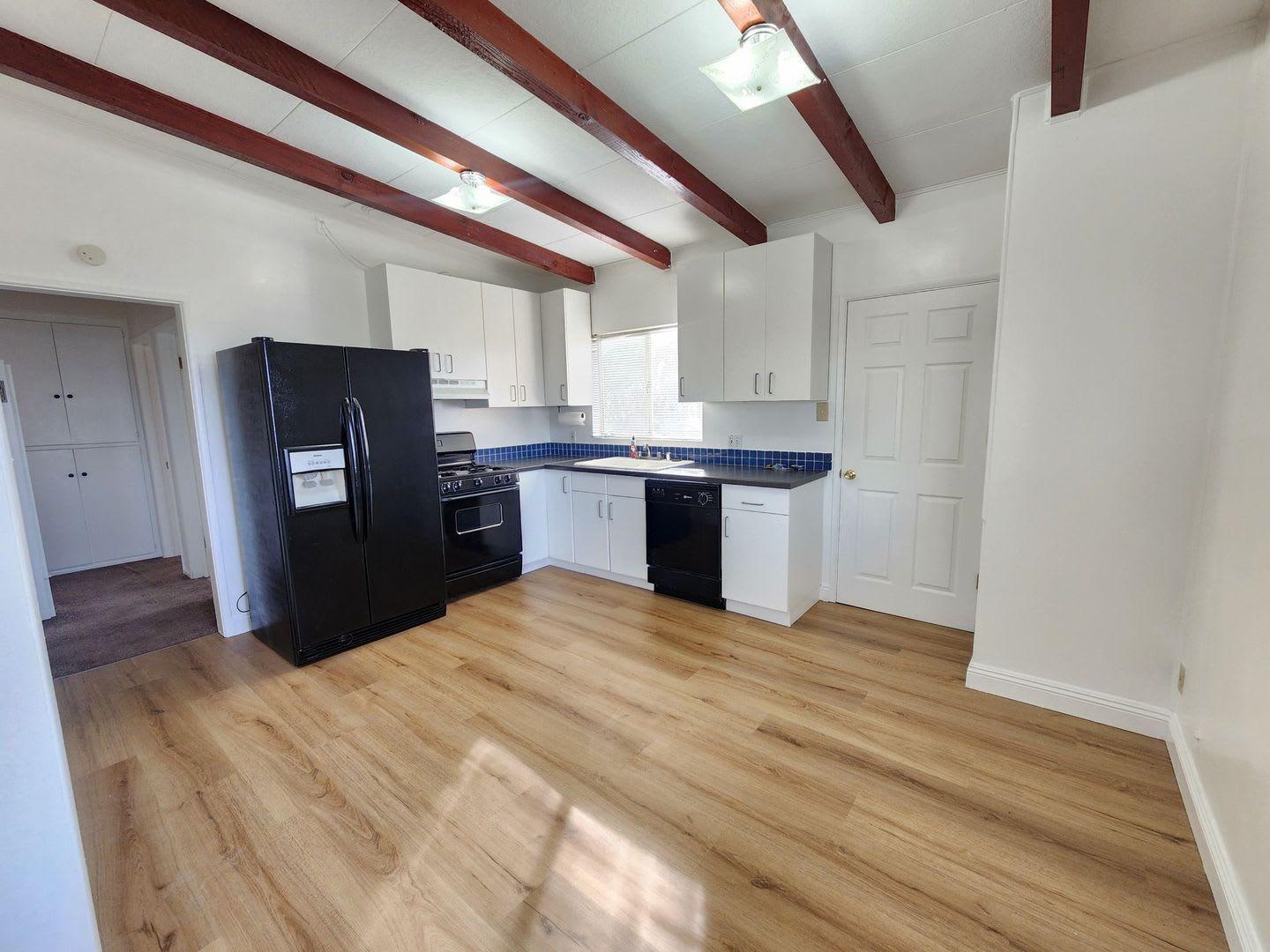 Welcome to your 3 bedroom 2 bath Home! – photo 3