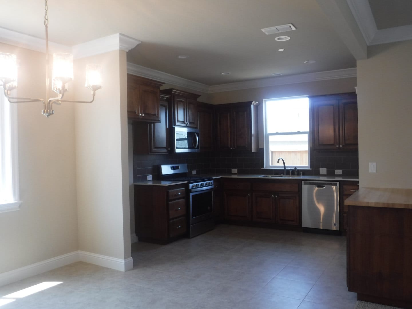 Beautiful Home in Highland Park – photo 4