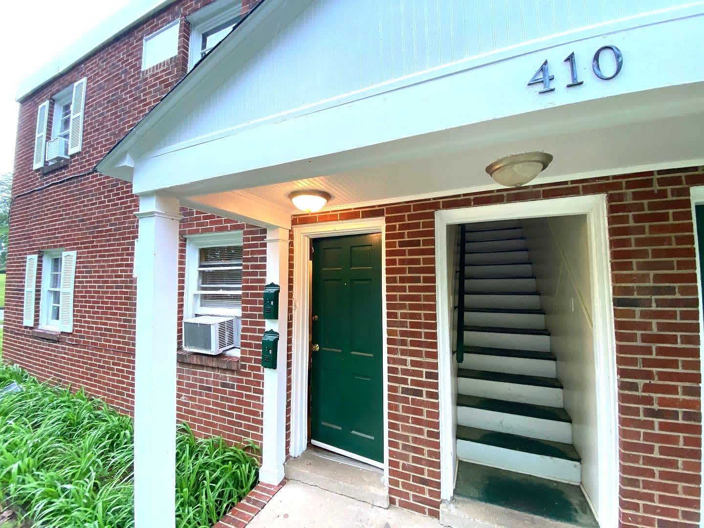 410 Dobson Street – photo 2