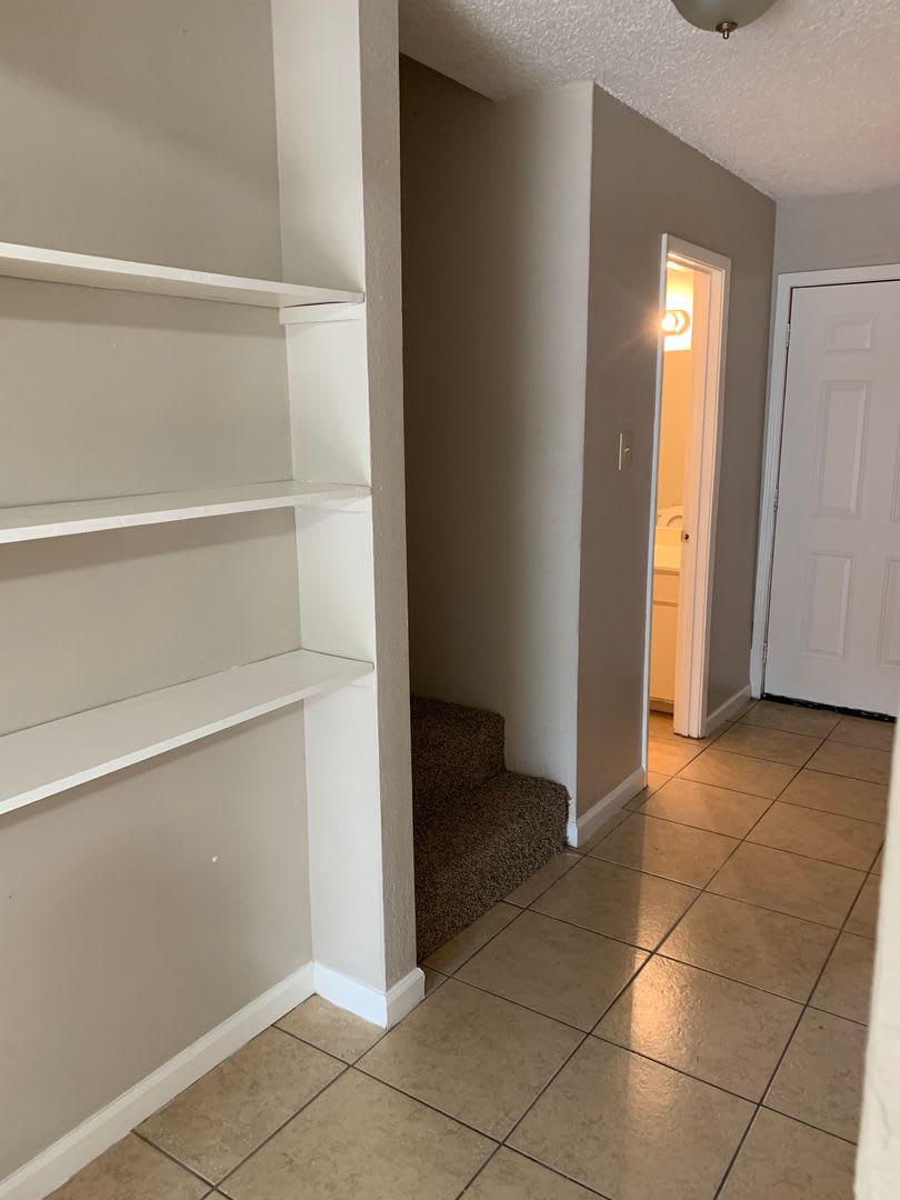 Sunset Grove Apartments – photo 5