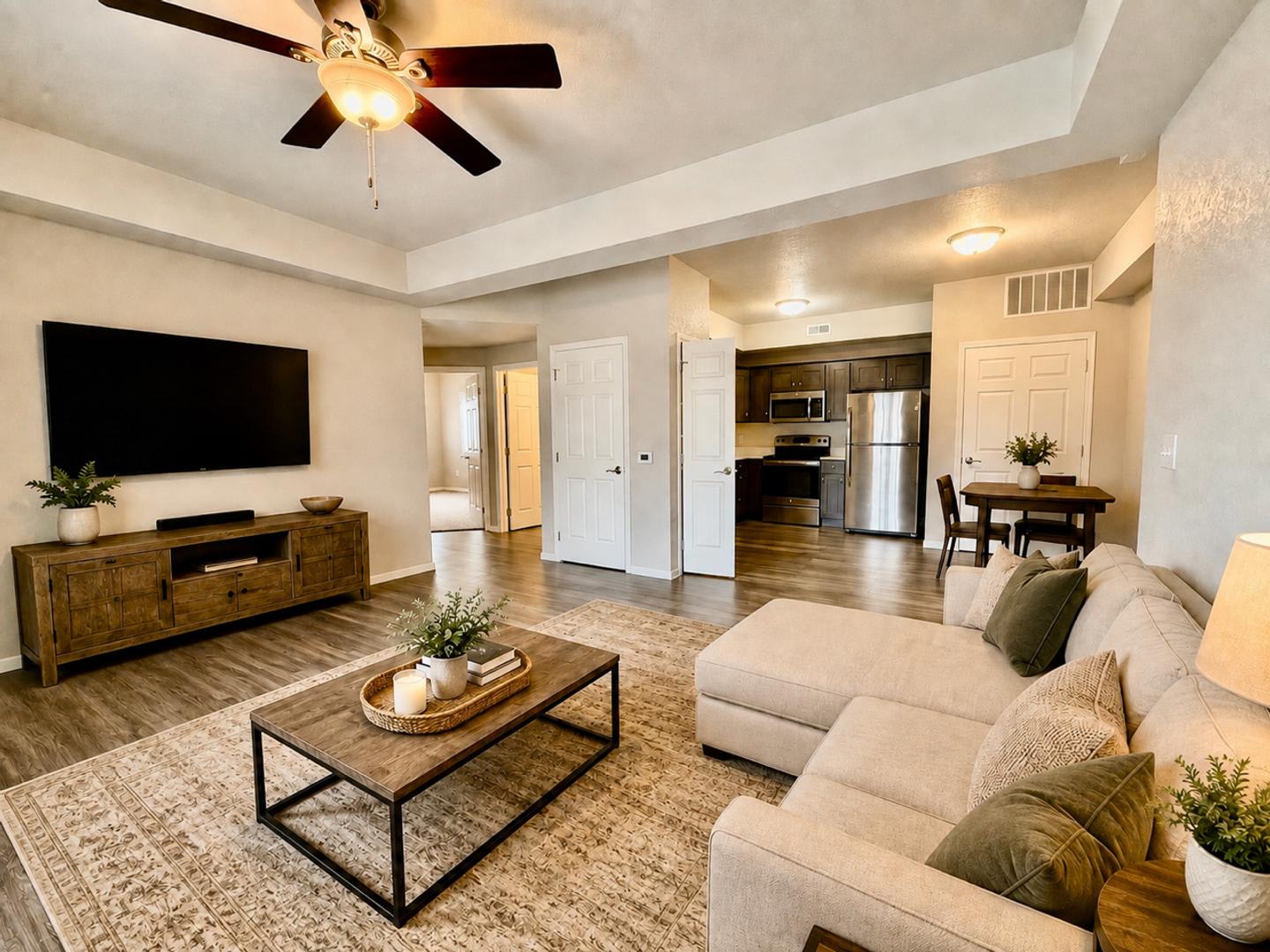 The Legacy Condos – photo 2