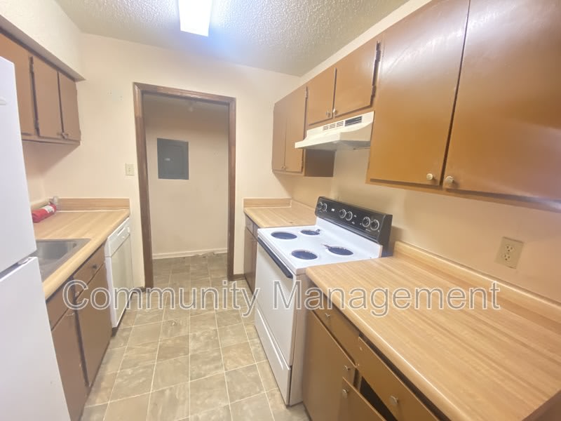 5137 Weston St – photo 2