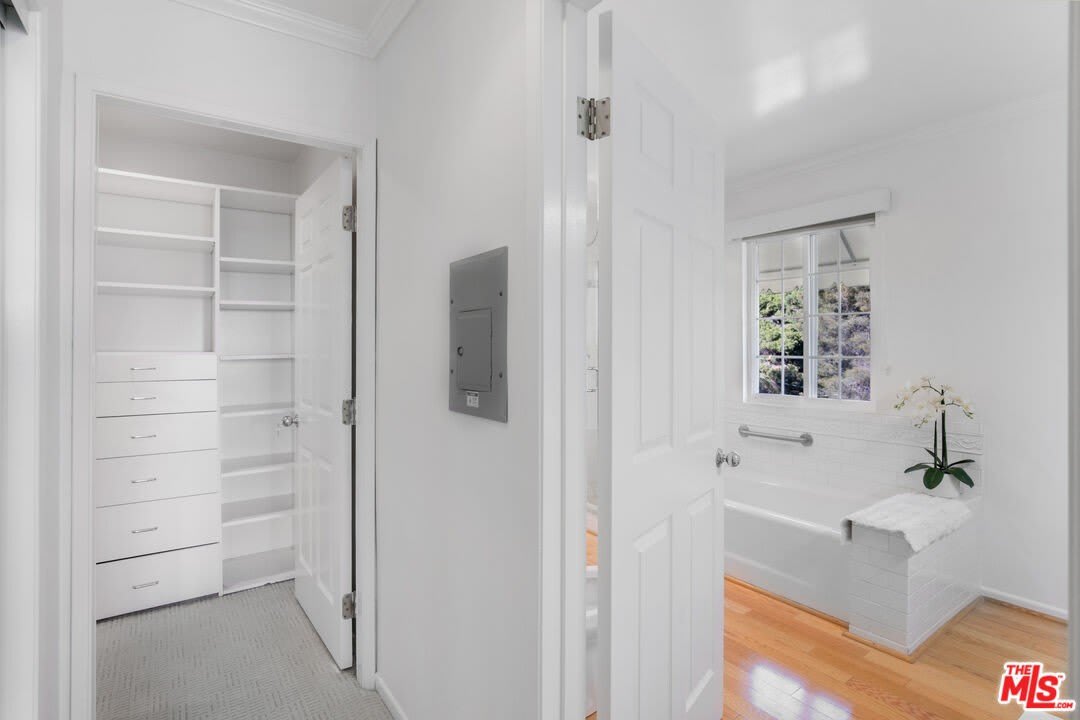 3855 Rambla Pacifico – photo 3