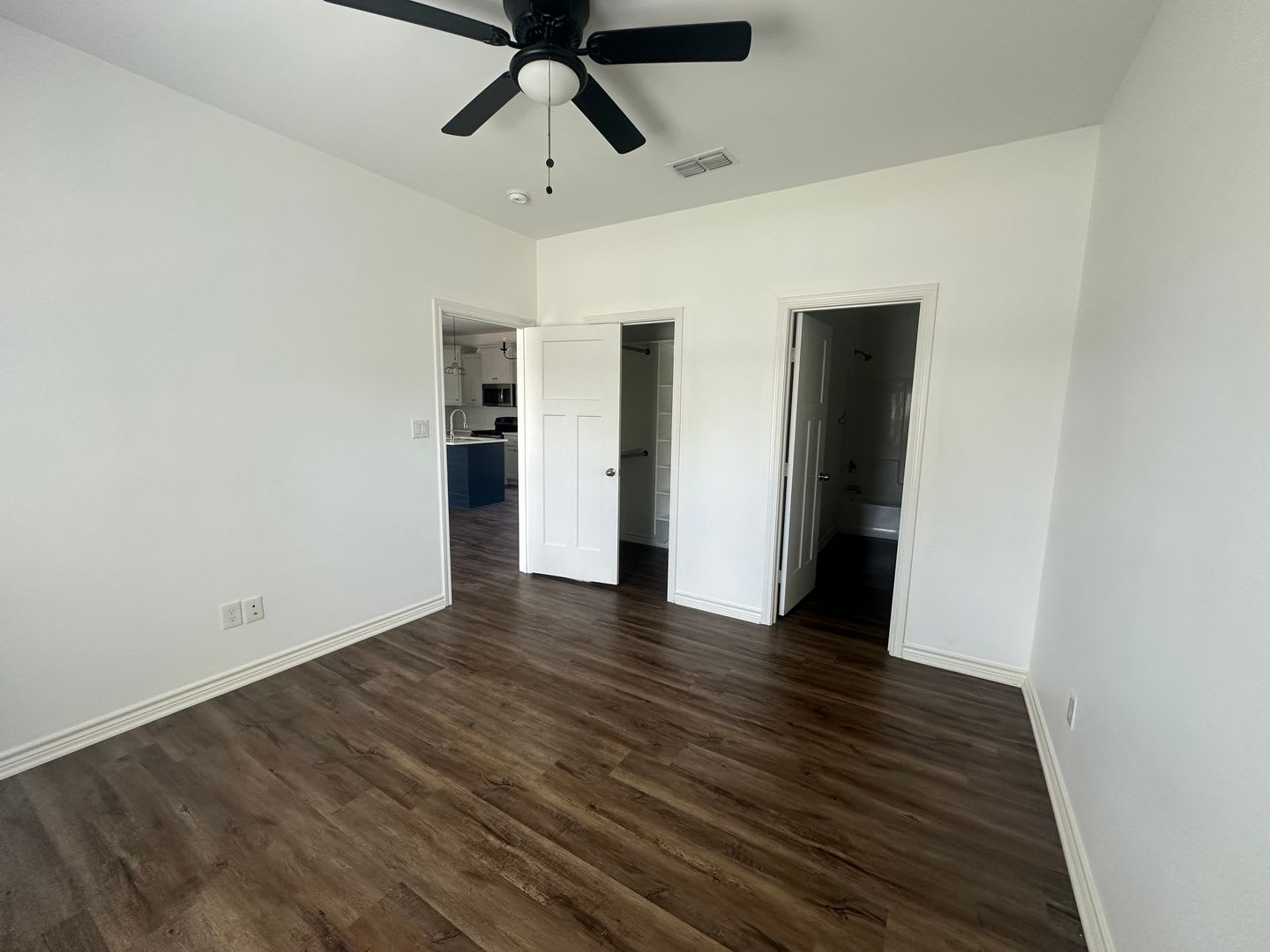 205 Gordon St. – photo 5