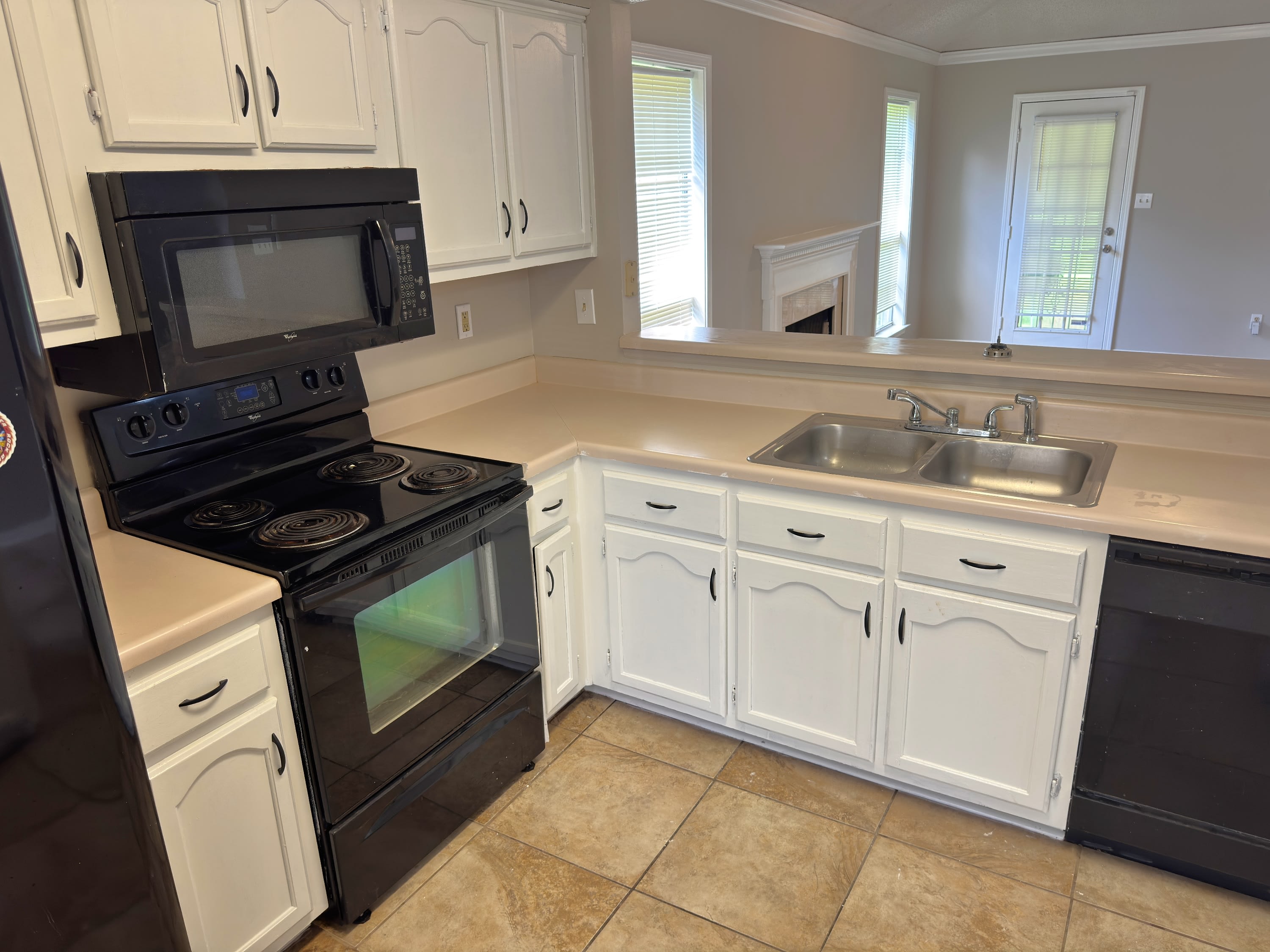 9040 Pepper Hollow Court – photo 4