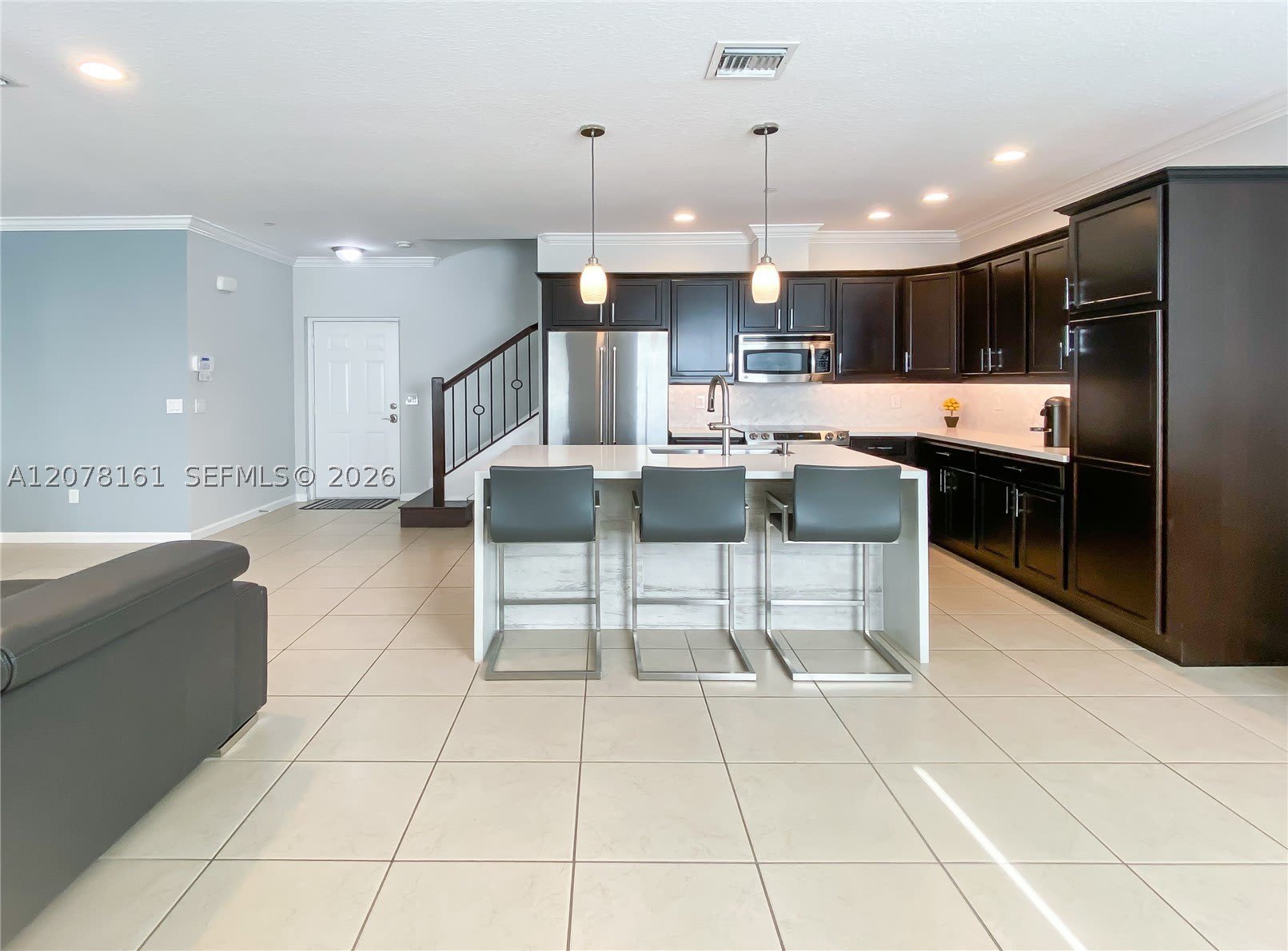 2958 St Thomas Dr – photo 3