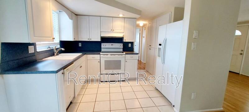 9031 Chantilly Lane – photo 5