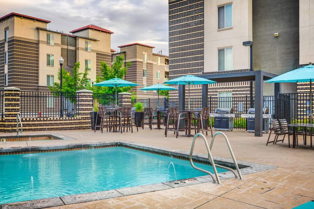 Avida Apartments – photo 1