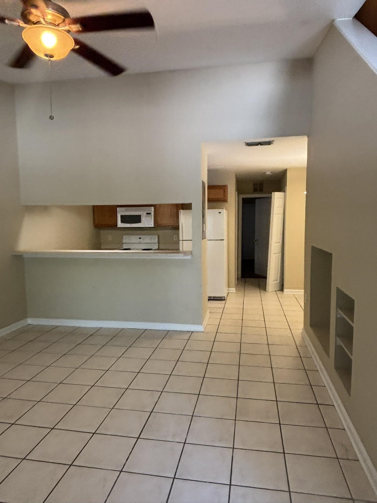 2740 W Tharpe Street – photo 4