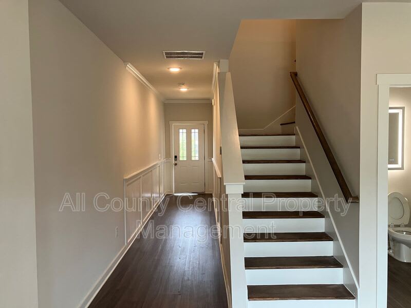 8209 Owen Park Dr – photo 5