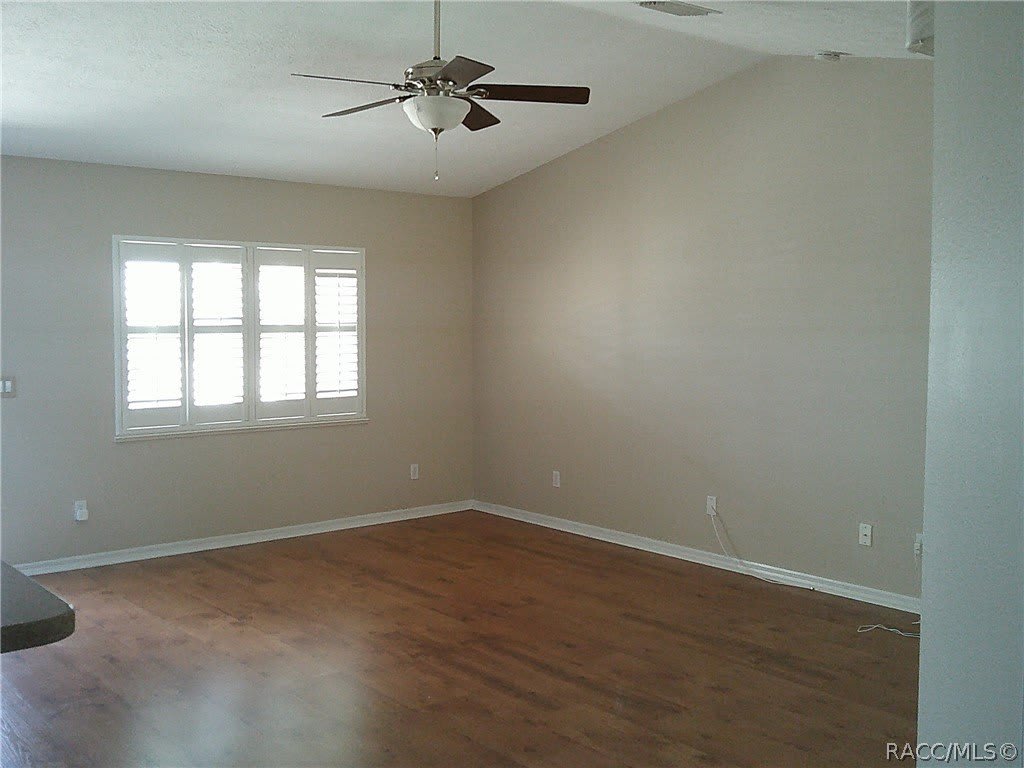 1035 S Brookfield Drive – photo 4